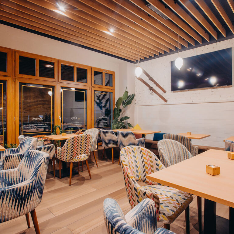 Zdjęcia wnętrz barów i restauracji
