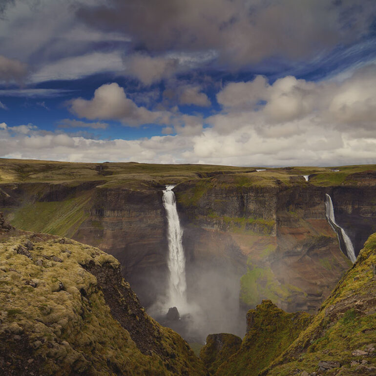 zdjęcia lokacji turystycznych na Islandii