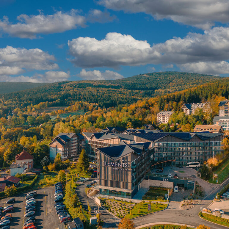 Zdjęcia z drona Hotel Elements Świeradów Zdrój